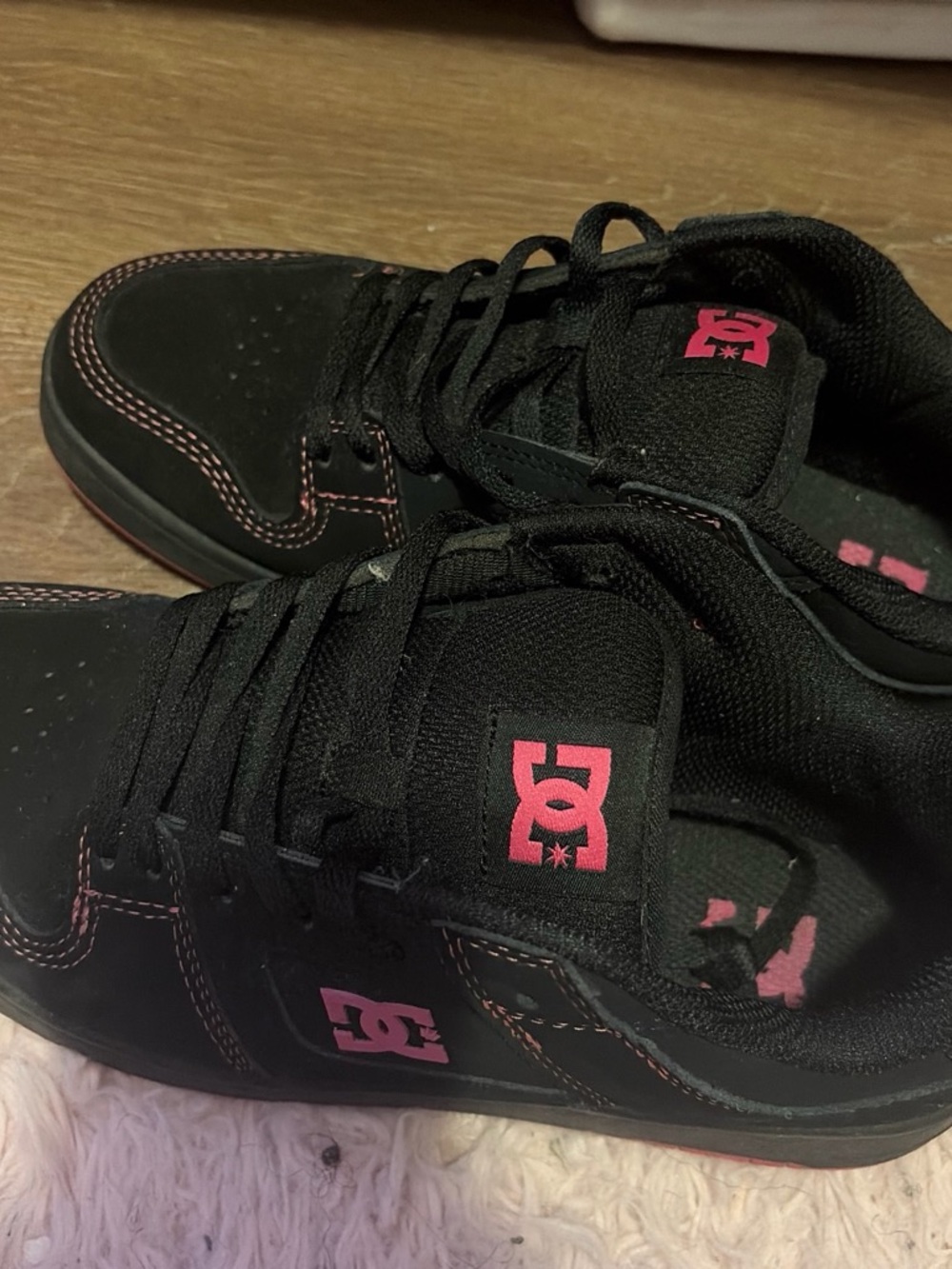 DC Kids Black Skate Sneakers with Pink Logo and Stitching